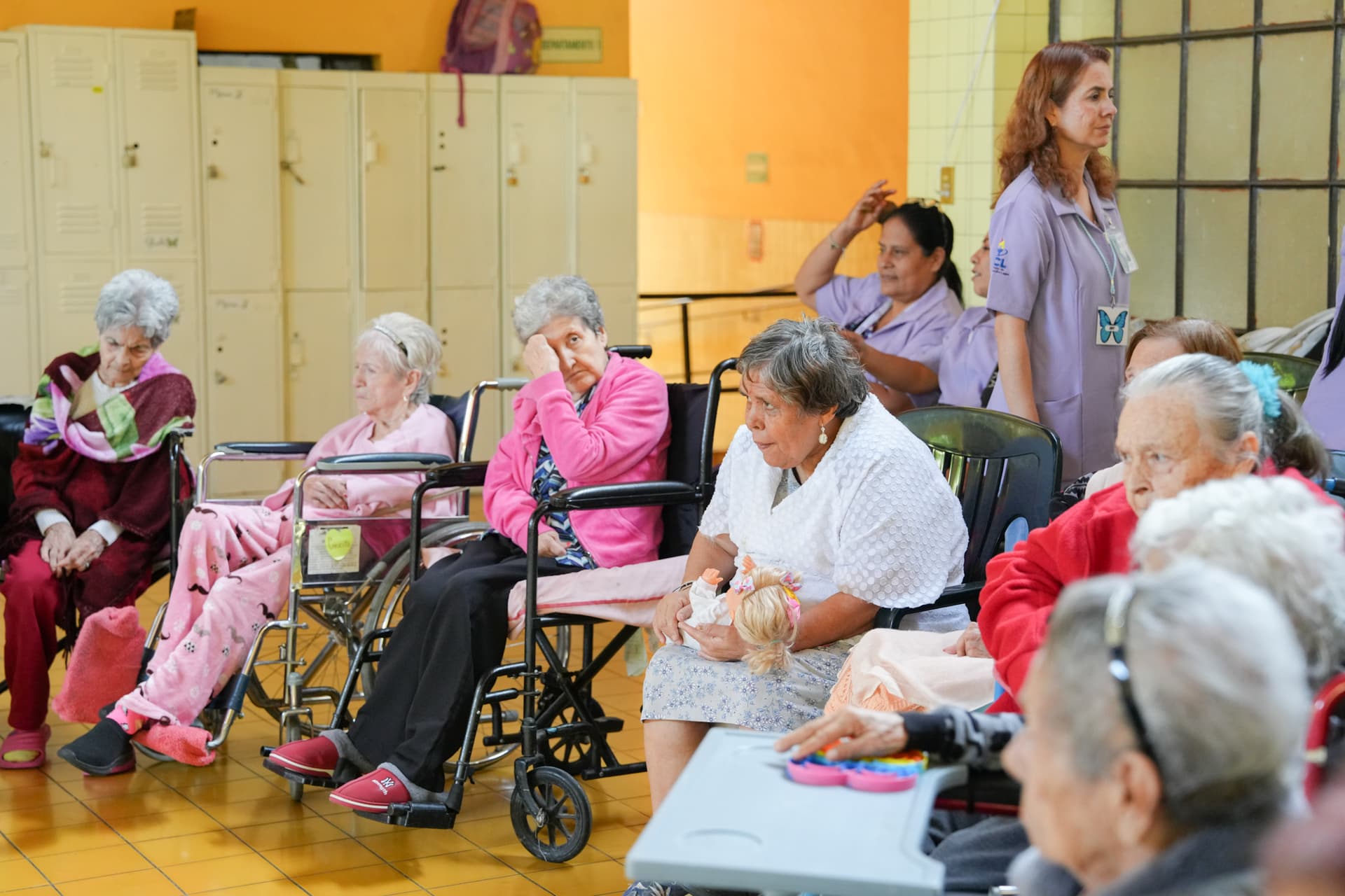 Voluntarios casa hogar